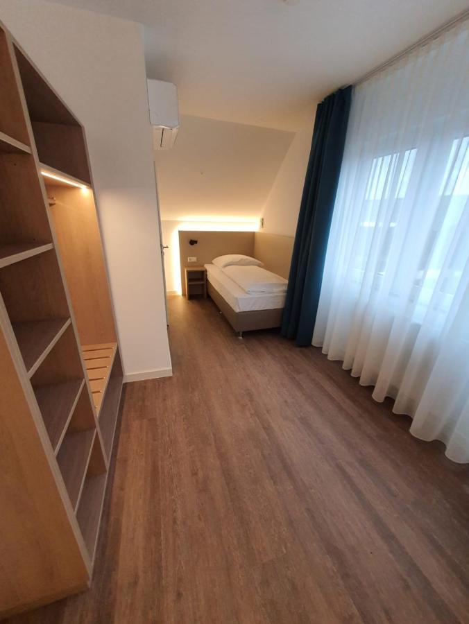 Hotel Zur Traube Moglingen 외부 사진