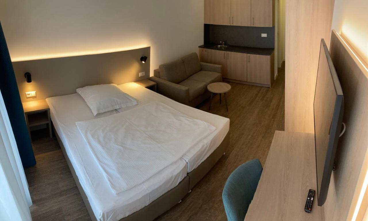 Hotel Zur Traube Moglingen 외부 사진