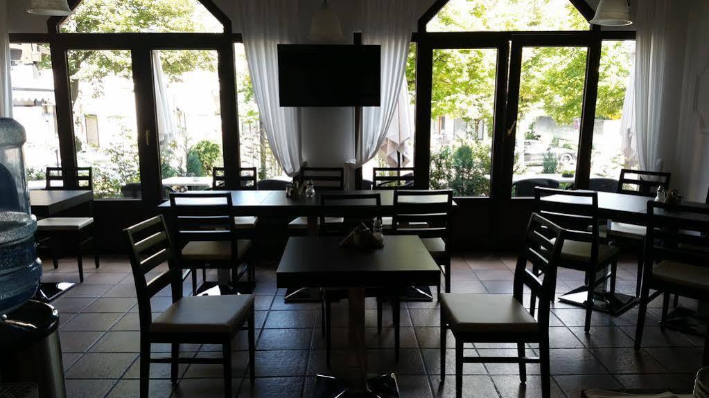 Hotel Zur Traube Moglingen 외부 사진