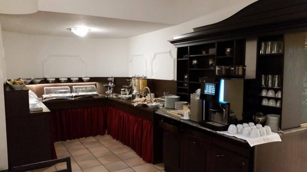 Hotel Zur Traube Moglingen 외부 사진